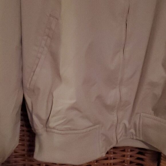 Kahili Golf Course Golf Jacket Maui Hawaii - Picture 4 of 10